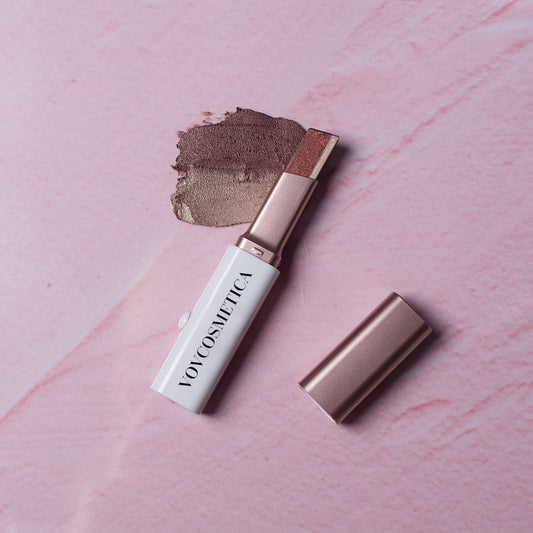 The Ultimate Guide to a Stunning Smokey Eye